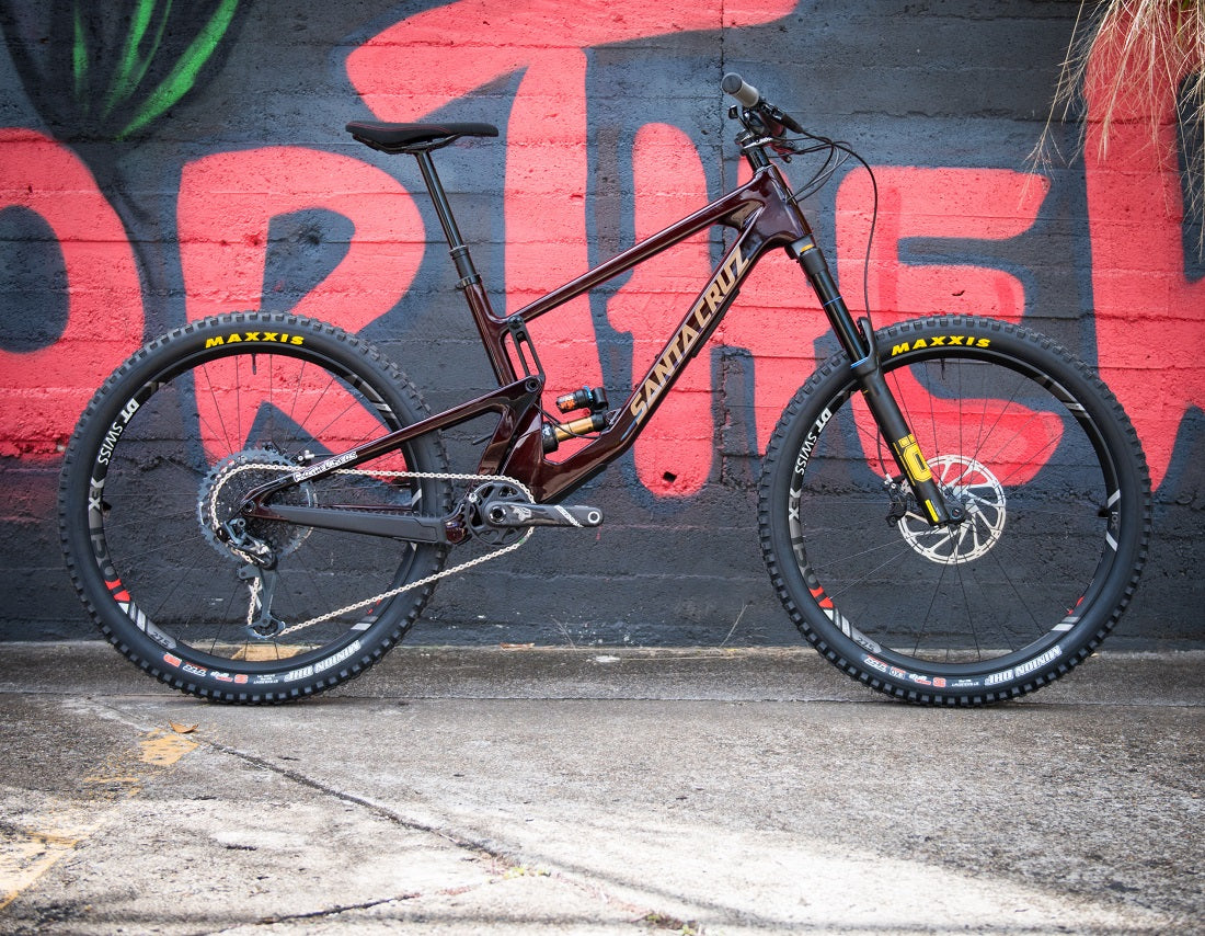 Matt s Santa Cruz Nomad For the Riders